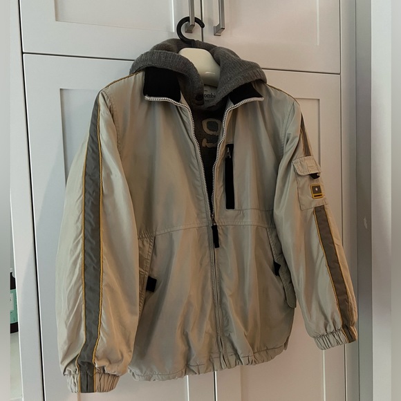 Boy’s Old Navy jacket, beige with black fleece interior - Picture 2 of 16